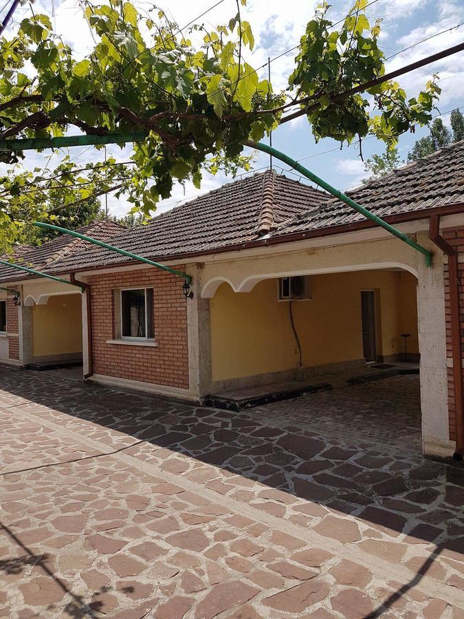 Oryakhovo Motel Paradise المظهر الخارجي الصورة